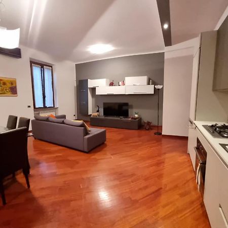 La Casa Di Cris - Milano, Appartamento Zona Sempione Εξωτερικό φωτογραφία